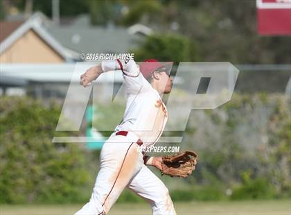 Thumbnail 1 in El Modena @ Esperanza photogallery.