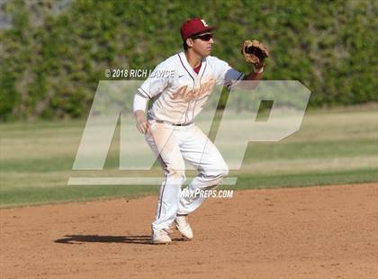 Thumbnail 1 in El Modena @ Esperanza photogallery.