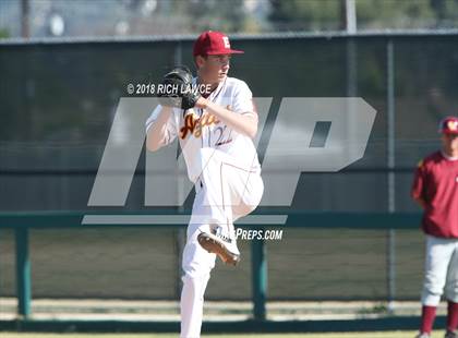 Thumbnail 2 in El Modena @ Esperanza photogallery.