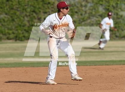 Thumbnail 3 in El Modena @ Esperanza photogallery.