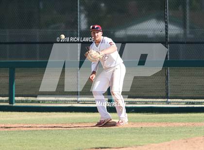Thumbnail 1 in El Modena @ Esperanza photogallery.