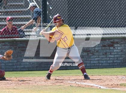 Thumbnail 1 in El Modena @ Esperanza photogallery.
