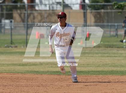 Thumbnail 3 in El Modena @ Esperanza photogallery.