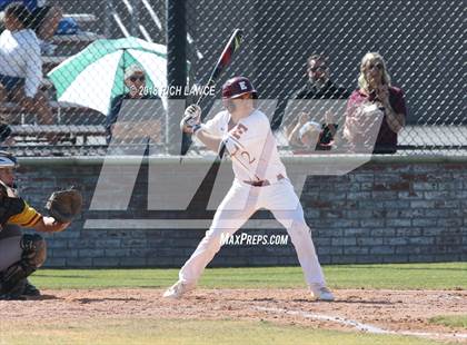 Thumbnail 2 in El Modena @ Esperanza photogallery.