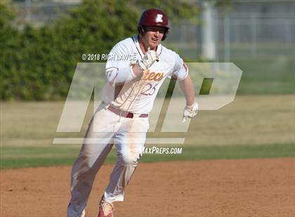 Thumbnail 1 in El Modena @ Esperanza photogallery.