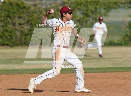Thumbnail 2 in El Modena @ Esperanza photogallery.