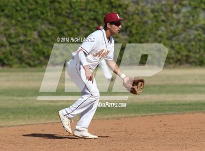 Thumbnail 2 in El Modena @ Esperanza photogallery.