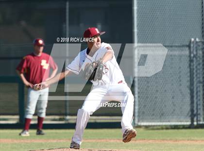 Thumbnail 1 in El Modena @ Esperanza photogallery.