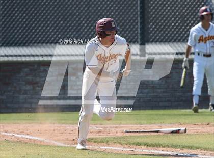 Thumbnail 1 in El Modena @ Esperanza photogallery.