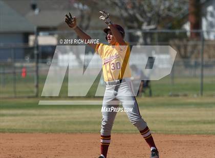 Thumbnail 2 in El Modena @ Esperanza photogallery.