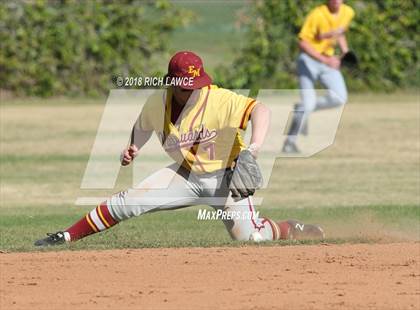 Thumbnail 2 in El Modena @ Esperanza photogallery.