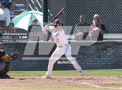 Thumbnail 1 in El Modena @ Esperanza photogallery.