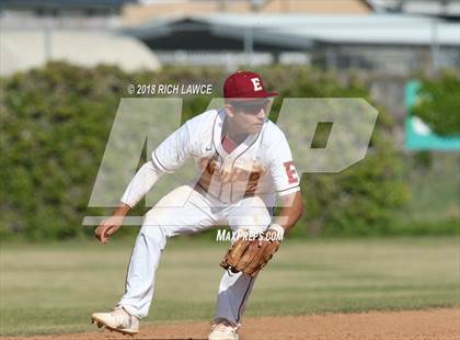 Thumbnail 2 in El Modena @ Esperanza photogallery.