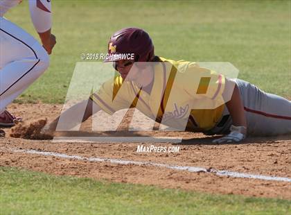 Thumbnail 3 in El Modena @ Esperanza photogallery.