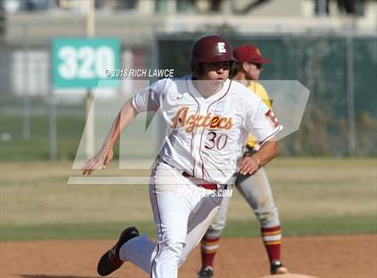 Thumbnail 1 in El Modena @ Esperanza photogallery.