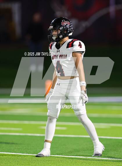 Thumbnail 2 in Mineral Wells vs Glen Rose (UIL 4A-2 Football Bi-District) photogallery.