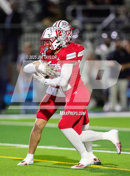 Thumbnail 1 in Mineral Wells vs Glen Rose (UIL 4A-2 Football Bi-District) photogallery.