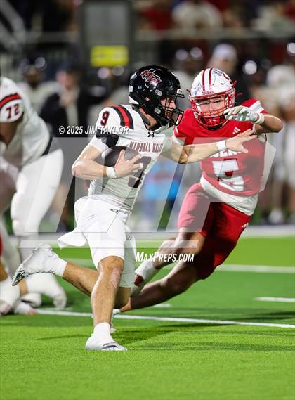 Thumbnail 2 in Mineral Wells vs Glen Rose (UIL 4A-2 Football Bi-District) photogallery.