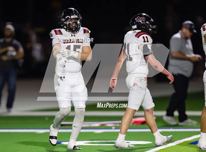 Thumbnail 3 in Mineral Wells vs Glen Rose (UIL 4A-2 Football Bi-District) photogallery.