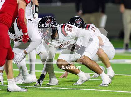 Thumbnail 2 in Mineral Wells vs Glen Rose (UIL 4A-2 Football Bi-District) photogallery.