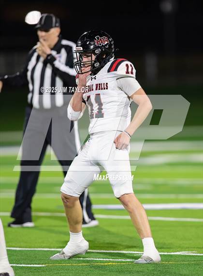 Thumbnail 2 in Mineral Wells vs Glen Rose (UIL 4A-2 Football Bi-District) photogallery.