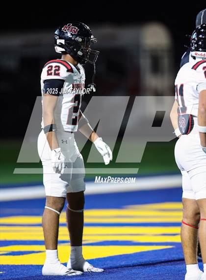 Thumbnail 1 in Mineral Wells vs Glen Rose (UIL 4A-2 Football Bi-District) photogallery.