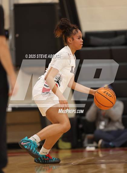 Thumbnail 1 in Regis Jesuit @ Rangeview photogallery.