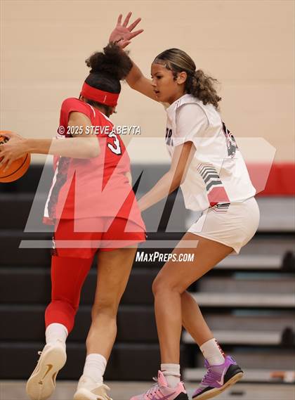 Thumbnail 1 in Regis Jesuit @ Rangeview photogallery.