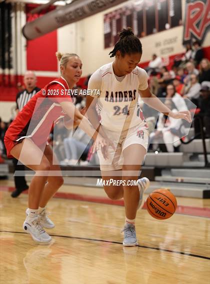 Thumbnail 1 in Regis Jesuit @ Rangeview photogallery.