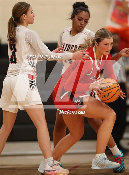 Thumbnail 2 in Regis Jesuit @ Rangeview photogallery.