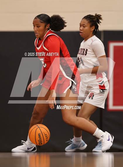 Thumbnail 1 in Regis Jesuit @ Rangeview photogallery.