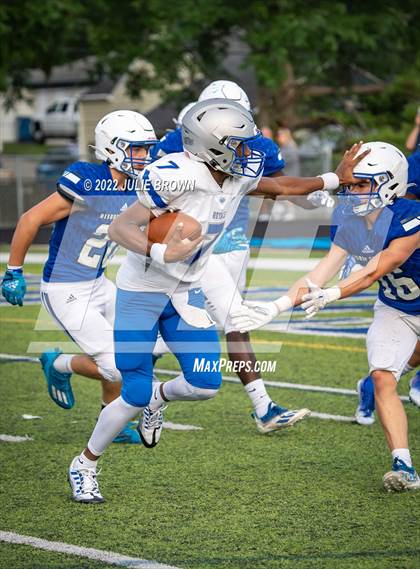 Thumbnail 2 in Hamilton Southeastern @ Indianapolis Bishop Chatard (scrimmage) photogallery.