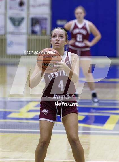 Thumbnail 3 in Central Noble @ East Noble photogallery.