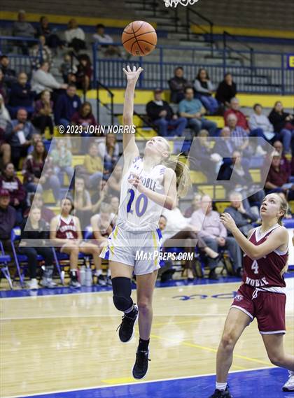 Thumbnail 3 in Central Noble @ East Noble photogallery.