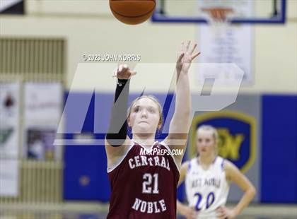 Thumbnail 1 in Central Noble @ East Noble photogallery.