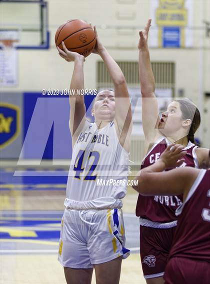 Thumbnail 2 in Central Noble @ East Noble photogallery.