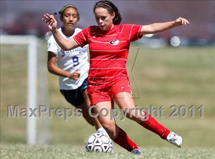 Thumbnail 1 in Farragut vs. Germantown (Bearden Invitational) photogallery.