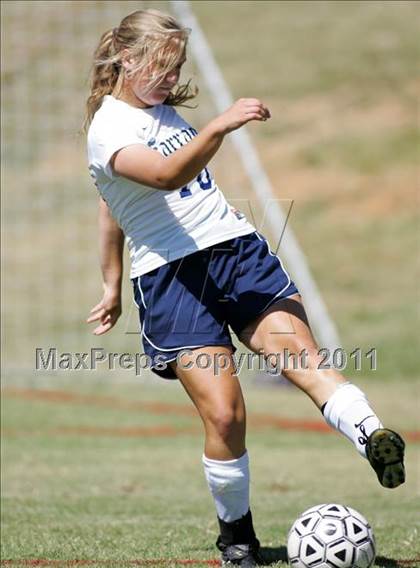 Thumbnail 2 in Farragut vs. Germantown (Bearden Invitational) photogallery.