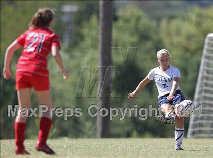 Thumbnail 2 in Farragut vs. Germantown (Bearden Invitational) photogallery.