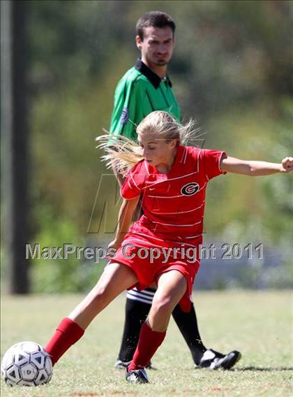 Thumbnail 1 in Farragut vs. Germantown (Bearden Invitational) photogallery.