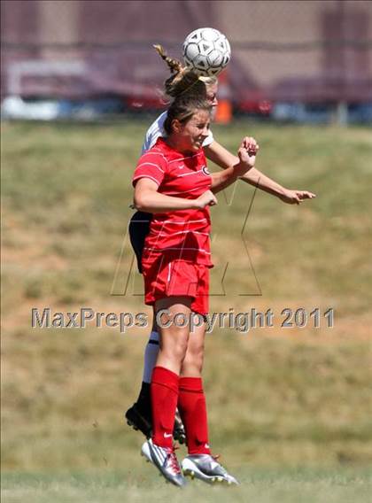 Thumbnail 1 in Farragut vs. Germantown (Bearden Invitational) photogallery.