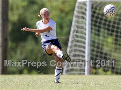 Thumbnail 3 in Farragut vs. Germantown (Bearden Invitational) photogallery.