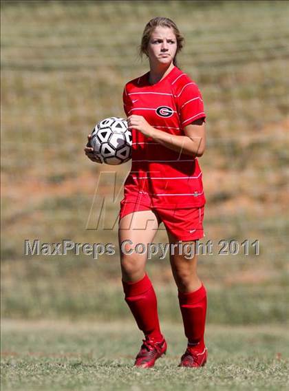 Thumbnail 1 in Farragut vs. Germantown (Bearden Invitational) photogallery.