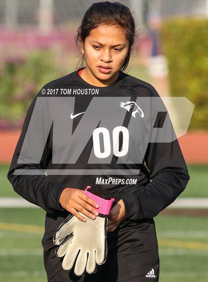 Thumbnail 2 in Walnut vs South Hills (Claremont Tournament) photogallery.