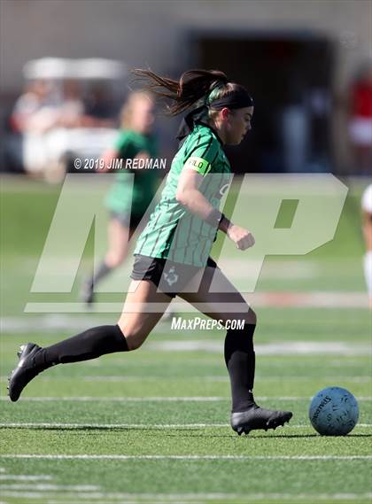 Thumbnail 1 in Carroll vs. Tompkins (UIL 6A Final) photogallery.
