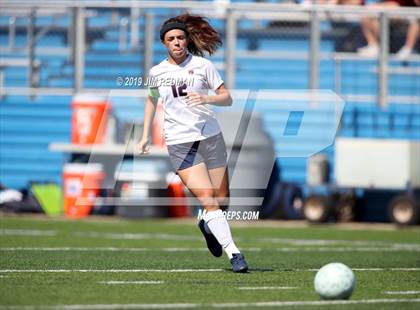 Thumbnail 2 in Carroll vs. Tompkins (UIL 6A Final) photogallery.