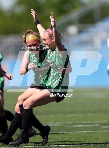 Thumbnail 3 in Carroll vs. Tompkins (UIL 6A Final) photogallery.