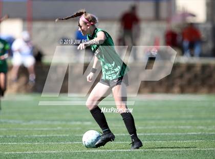 Thumbnail 3 in Carroll vs. Tompkins (UIL 6A Final) photogallery.