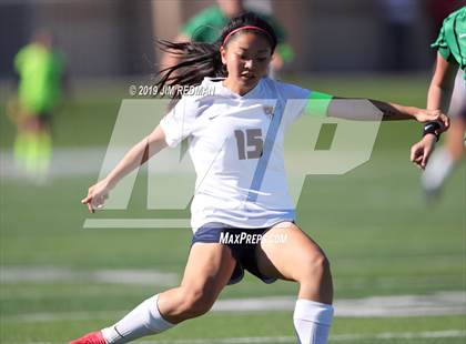Thumbnail 3 in Carroll vs. Tompkins (UIL 6A Final) photogallery.