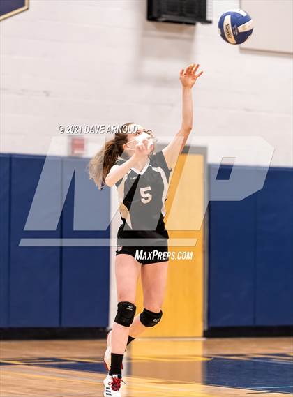 Thumbnail 2 in Wellesley @ Needham photogallery.
